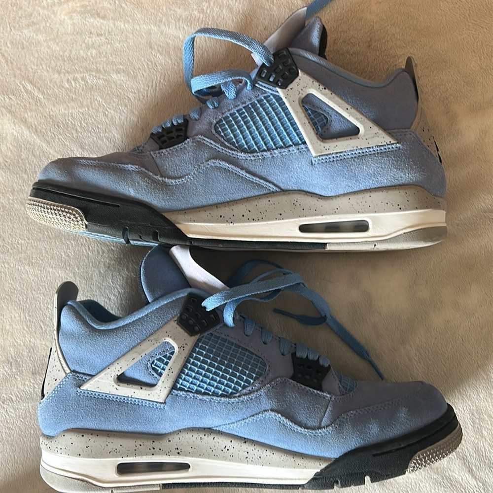 Air Jordan 4 Retro “University Blue” UNC Size 11 SKU CT8527-400 - Picture 3 of 10